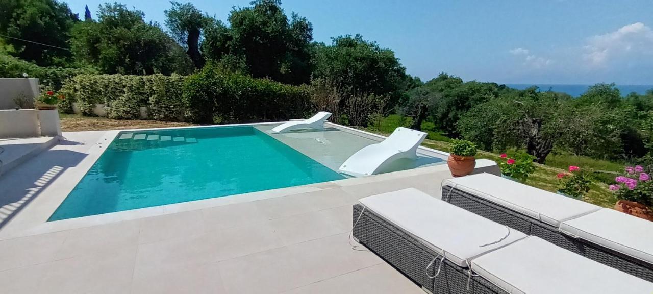Sea View Private Pool Villa Astrakeri Exterior photo